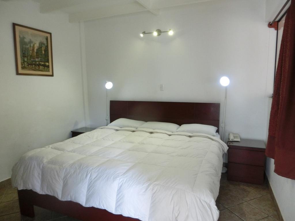 Hotel Miraflores Lodge Lima Pokoj fotografie